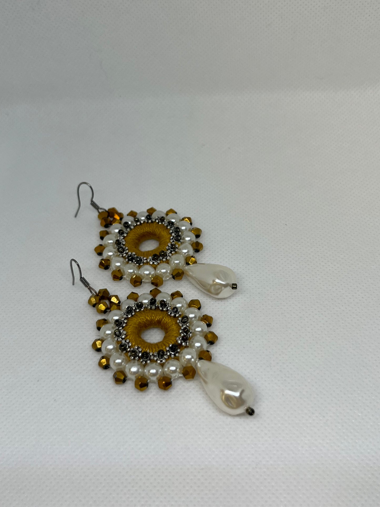 Boucles d’oreilles ..