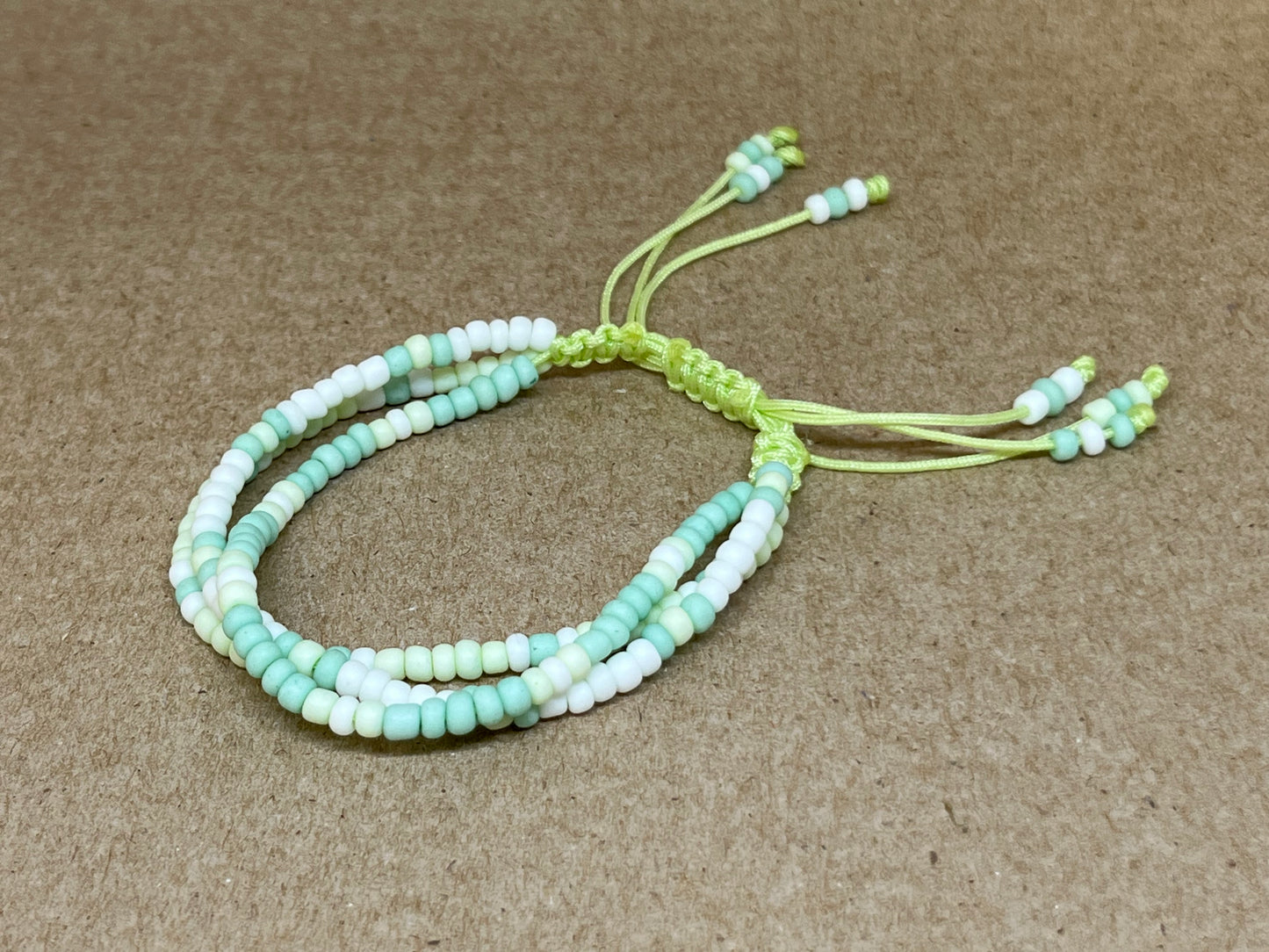 Petit bracelet tressé